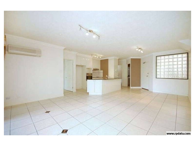 8/47 Racecourse Road, Hamilton QLD 4007