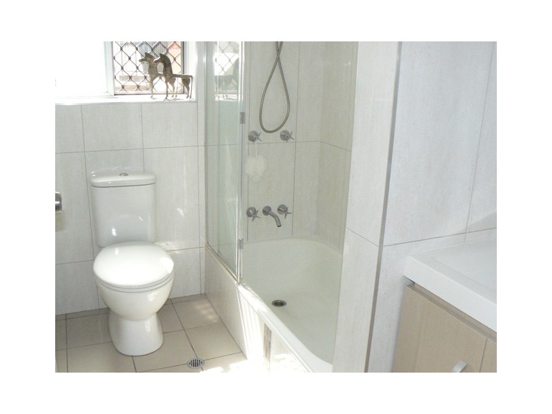 2/60 Lamington Avenue, Ascot QLD 4007