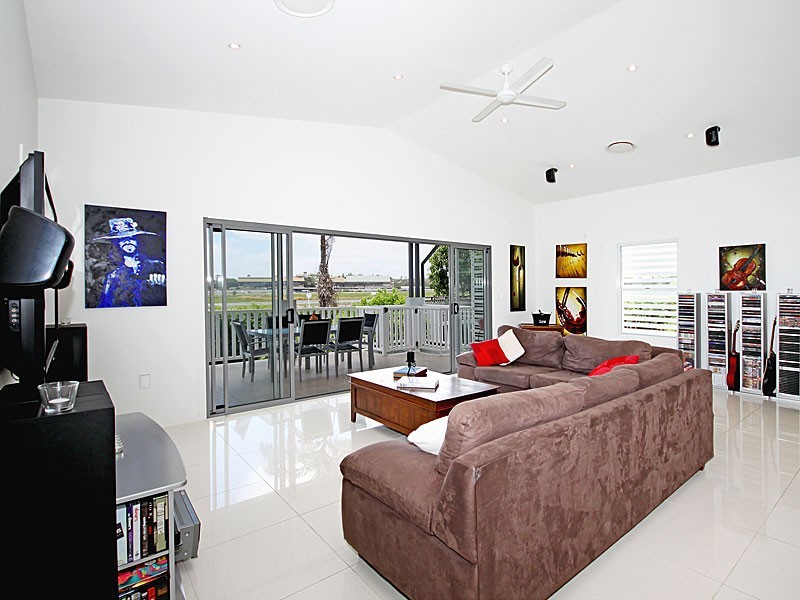 96 Mein Street, Hendra QLD 4011