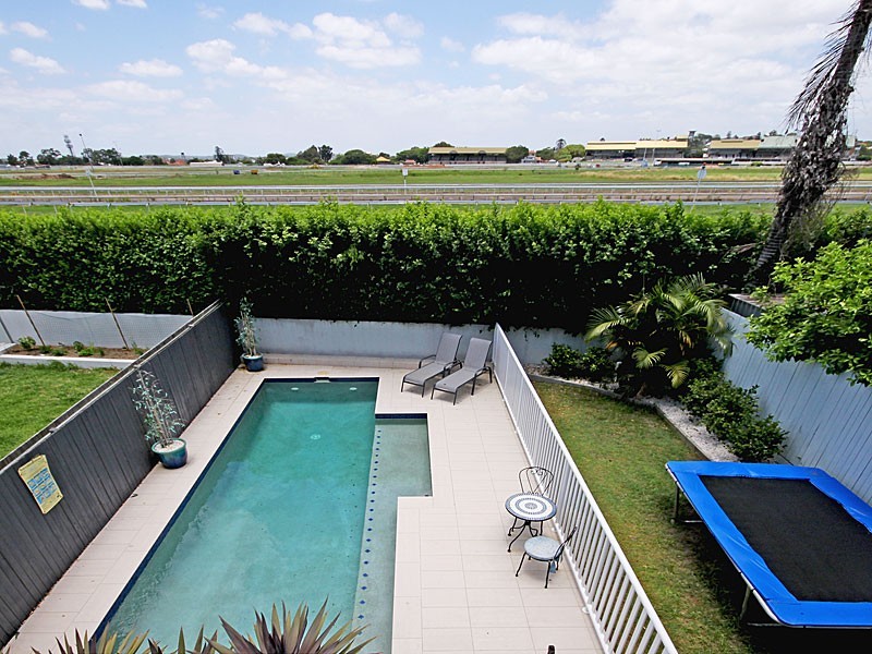 96 Mein Street, Hendra QLD 4011