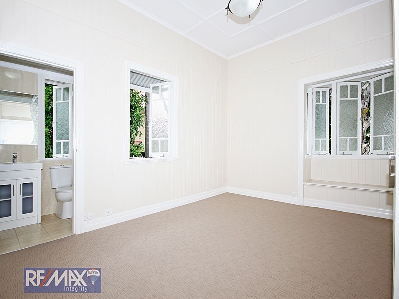 1/26 Parkham Avenue, Wavell Heights QLD 4012
