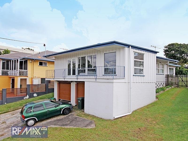 27 Redwood Street, Stafford Heights QLD 4053