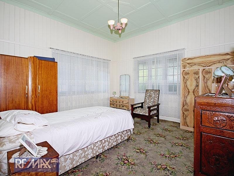 8 Bourne Street, Clayfield QLD 4011