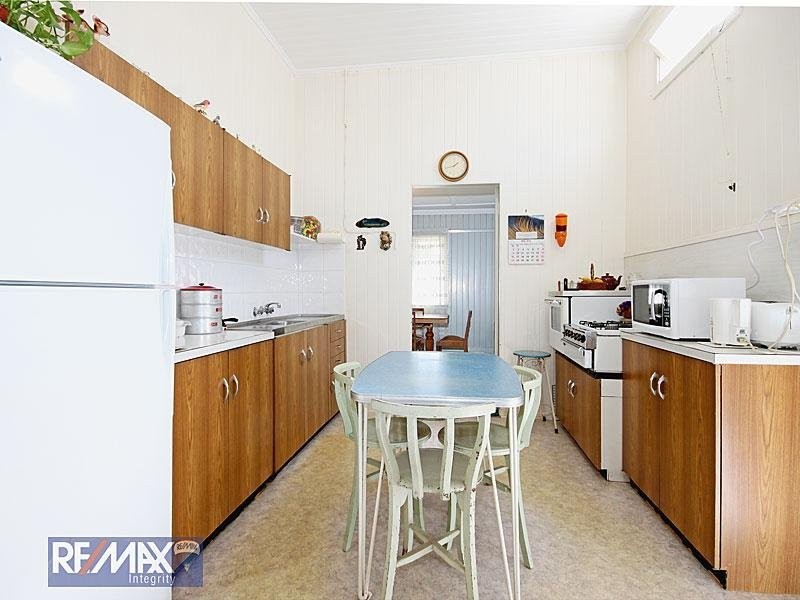 8 Bourne Street, Clayfield QLD 4011