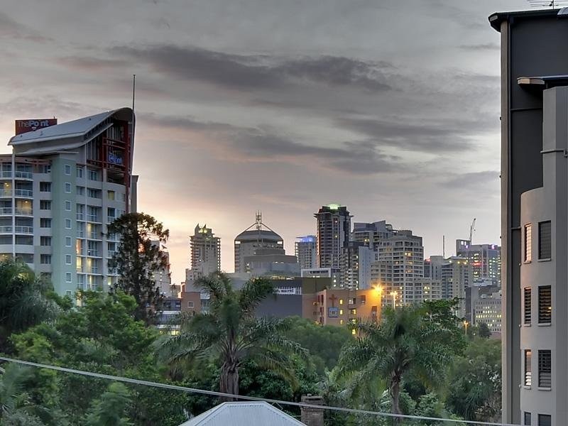 12/30 O’Connell Street, Kangaroo Point QLD 4169