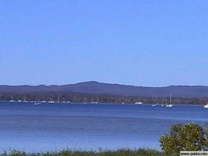 44 Esplanade, Tin Can Bay QLD 4580