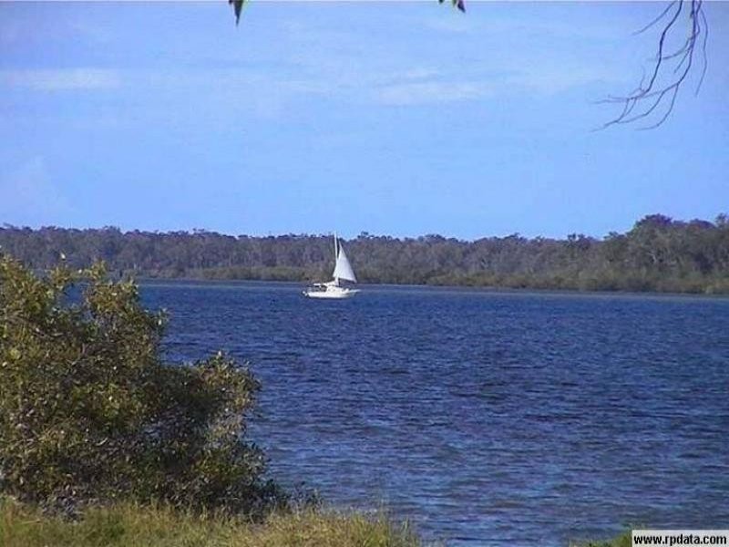 44 Esplanade, Tin Can Bay QLD 4580