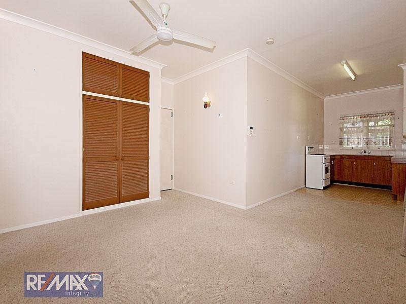 39 Westbrook Street, Woody Point QLD 4019