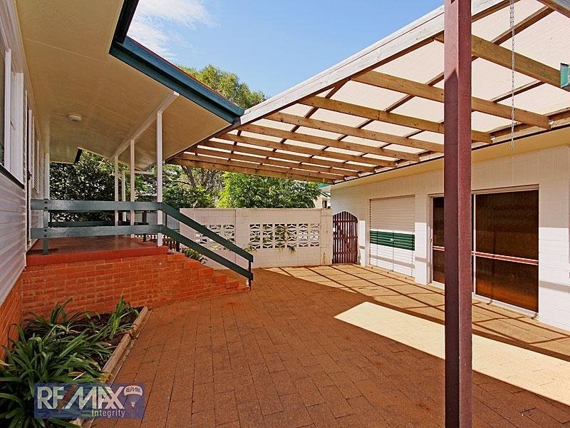 39 Westbrook Street, Woody Point QLD 4019