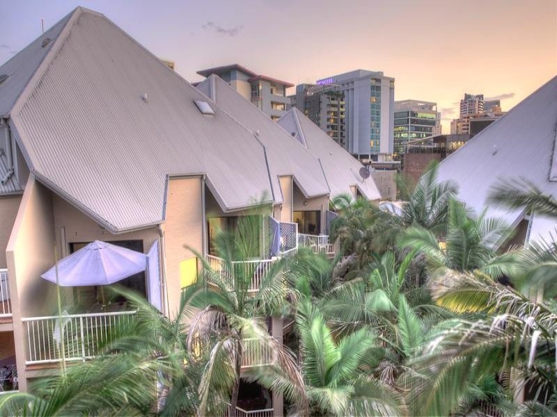 70/101 Bowen Street, Spring Hill QLD 4000