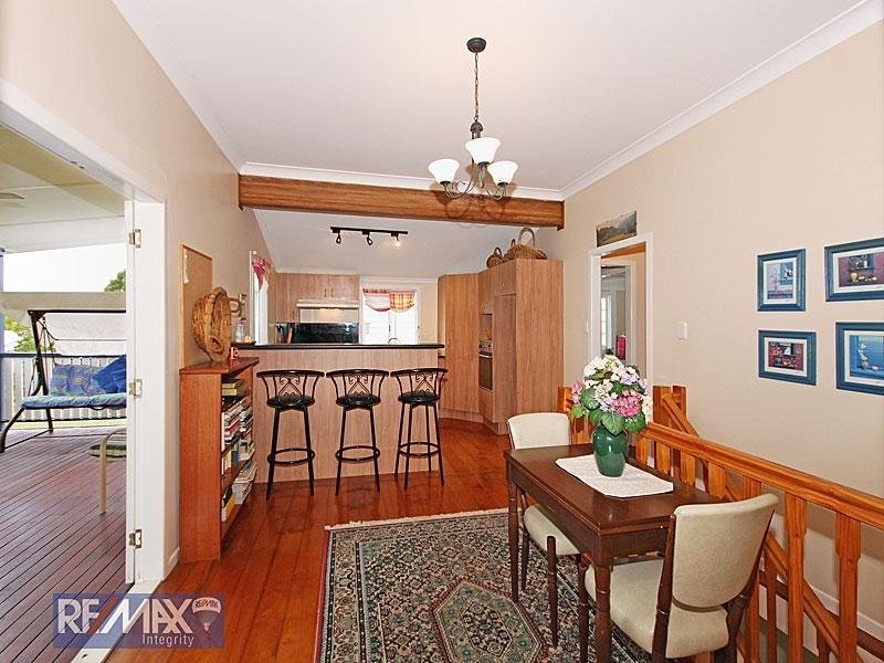 64 Sixth Avenue, Kedron QLD 4031