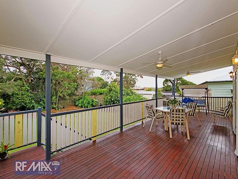 64 Sixth Avenue, Kedron QLD 4031