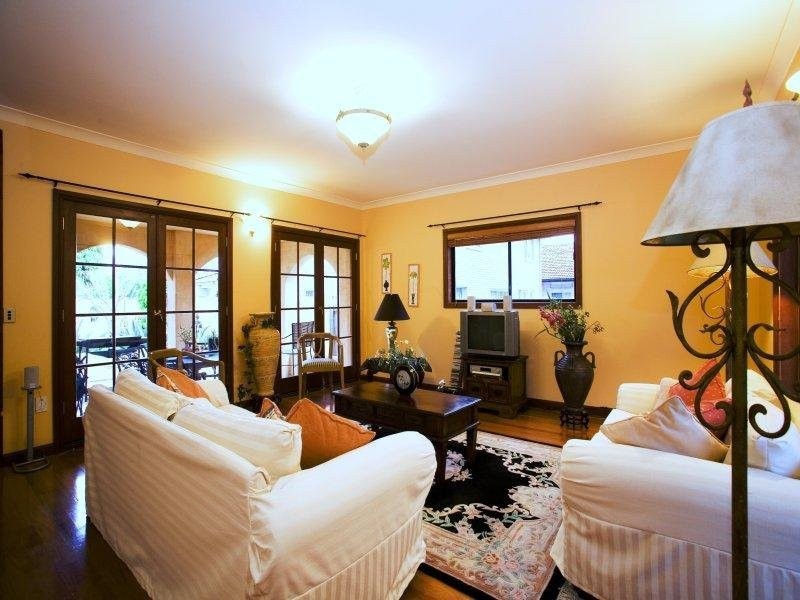 22 Cheltenham Close, Sunnybank Hills QLD 4109