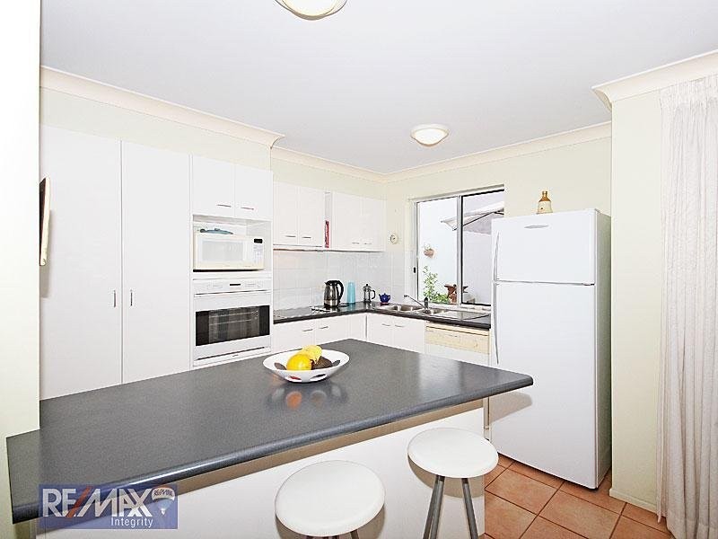 8/38 Riverview Terrace, Hamilton QLD 4007