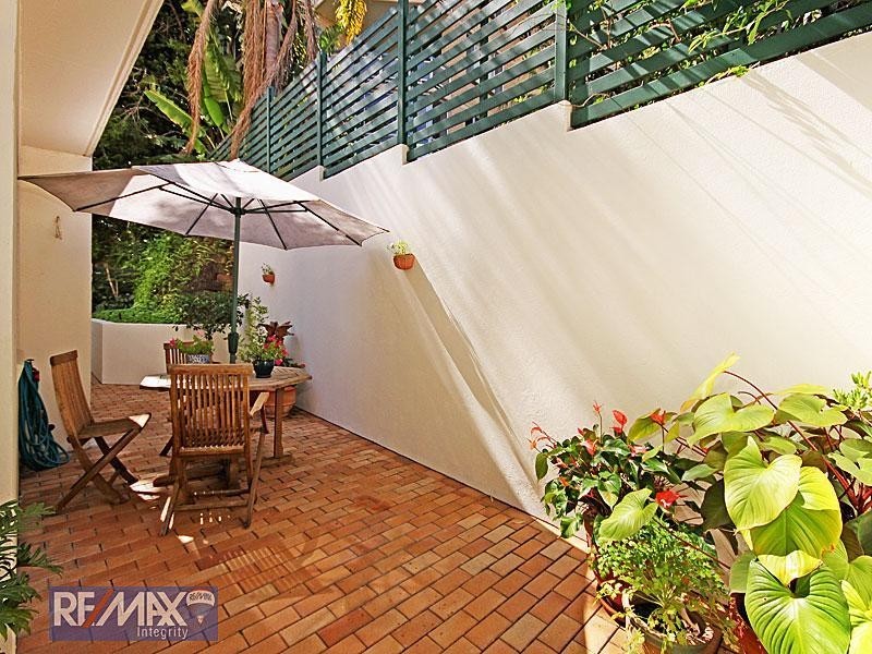 8/38 Riverview Terrace, Hamilton QLD 4007