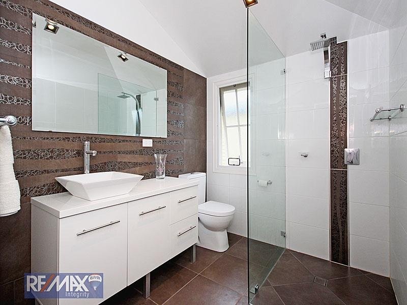 62 Sixth Avenue, Kedron QLD 4031