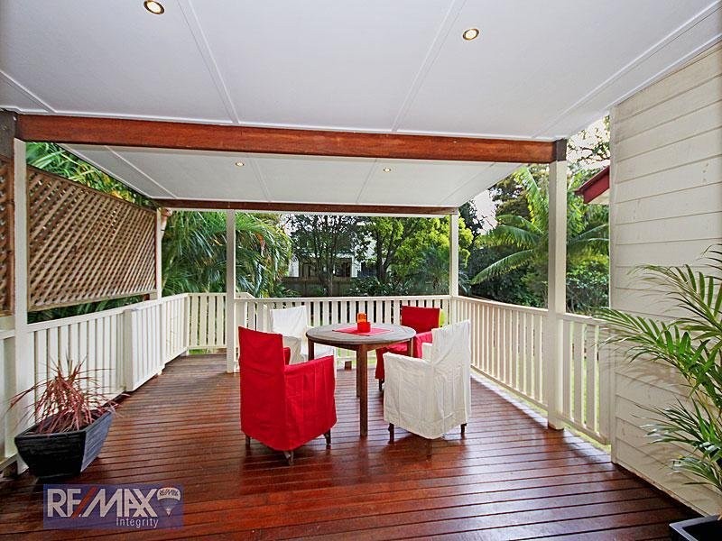 62 Sixth Avenue, Kedron QLD 4031