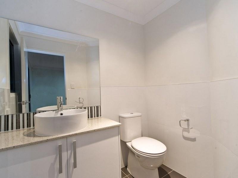 2/28 Trackson Street, Alderley QLD 4051