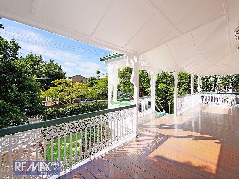 17 Winifred Street, Clayfield QLD 4011