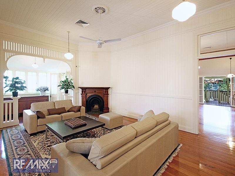 17 Winifred Street, Clayfield QLD 4011