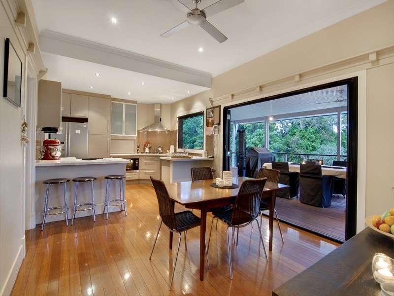 24 Campbell Terrace, Alderley QLD 4051