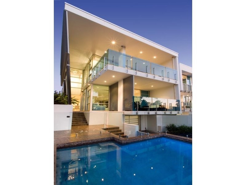 39 Derby Street, Highgate Hill QLD 4101