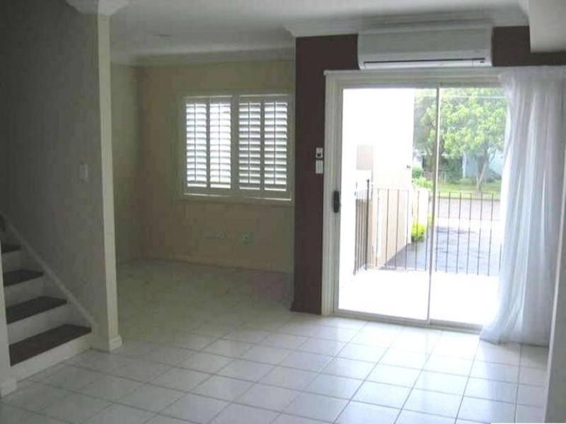 20 Hunt Street, Hamilton QLD 4007