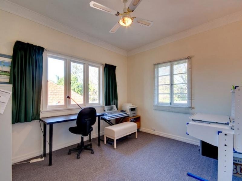 234 Shaw Road, Wavell Heights QLD 4012