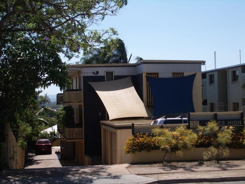 2/32 Miles Street, Clayfield QLD 4011