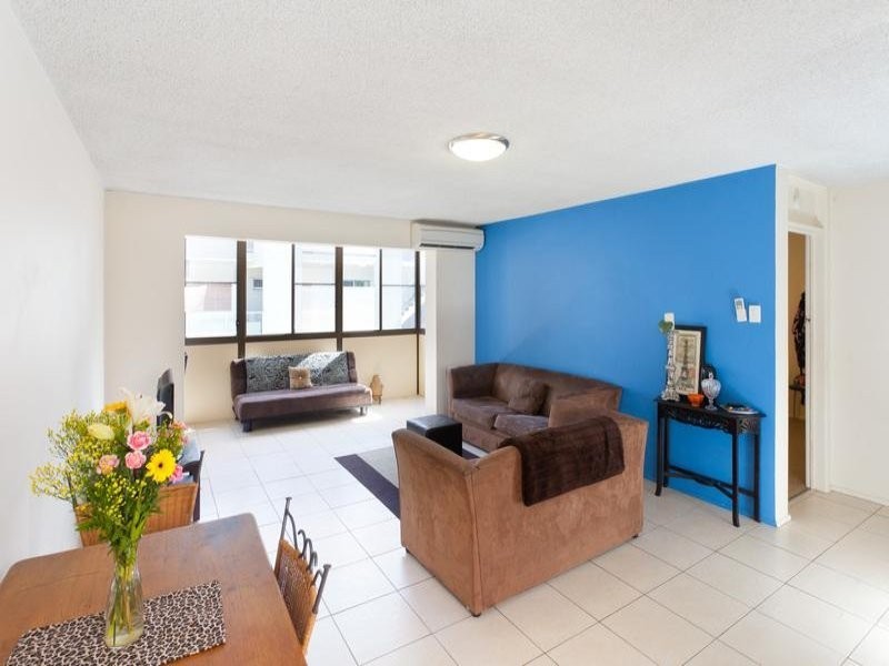 2/11 Riverton Street, Clayfield QLD 4011