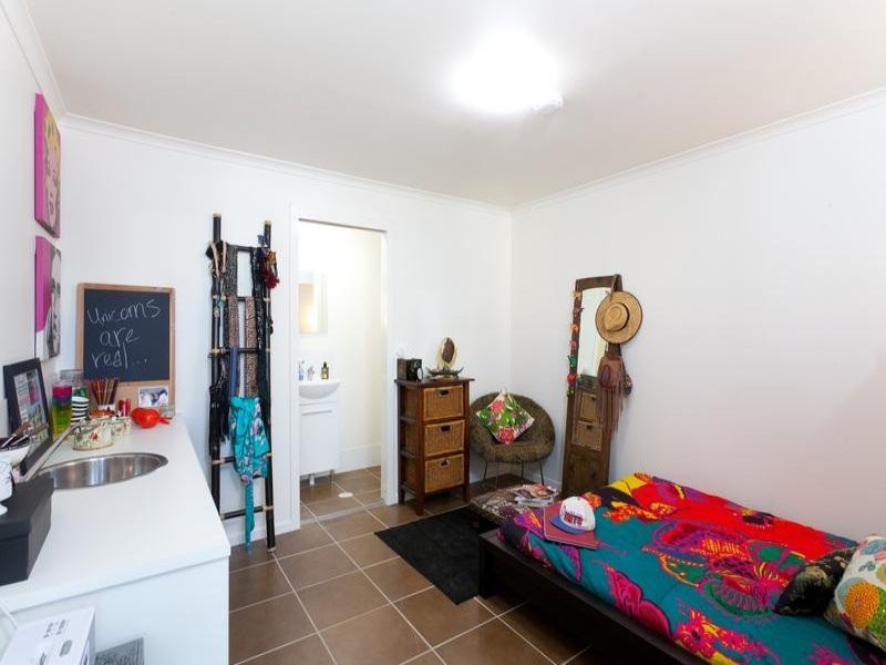 2/11 Riverton Street, Clayfield QLD 4011