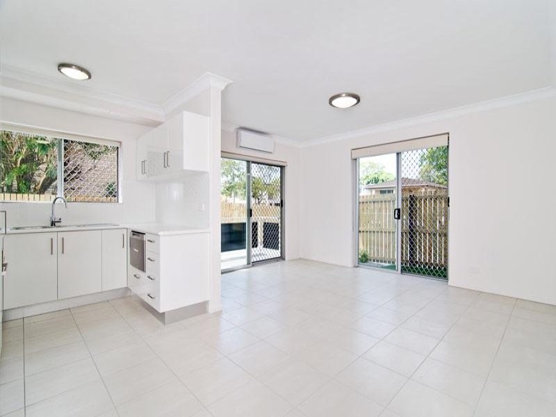 8 Alma Road, Clayfield QLD 4011