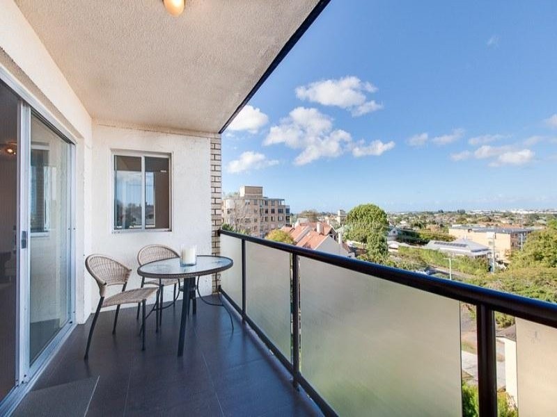 7/1 Rossiter Parade, Hamilton QLD 4007