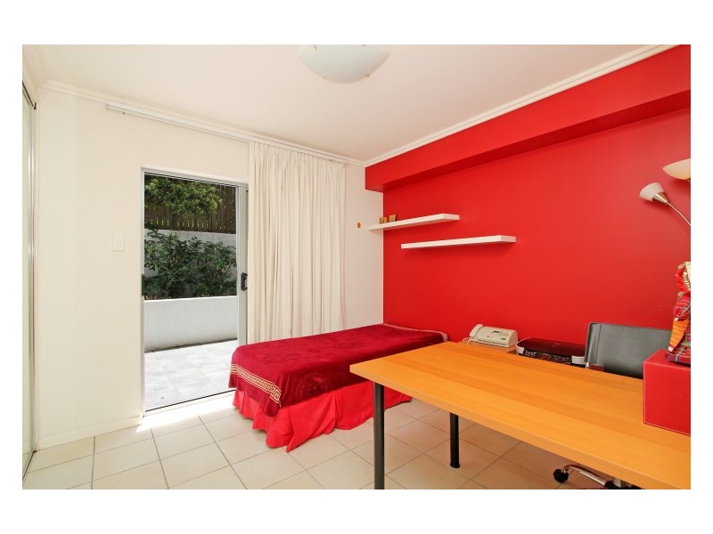 284 Vulture Street, Kangaroo Point QLD 4169