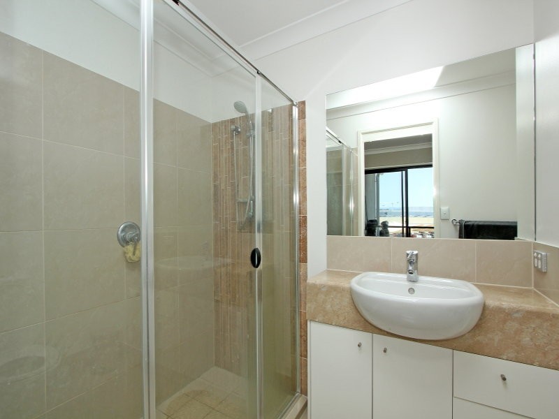 37 Playfield Street, Chermside QLD 4032