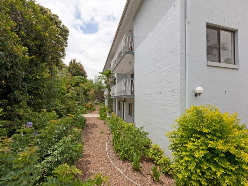 497 Creek Rd, Mansfield QLD 4122