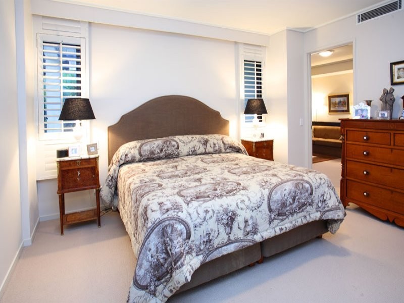 102/241 Wellington Road, East Brisbane QLD 4169