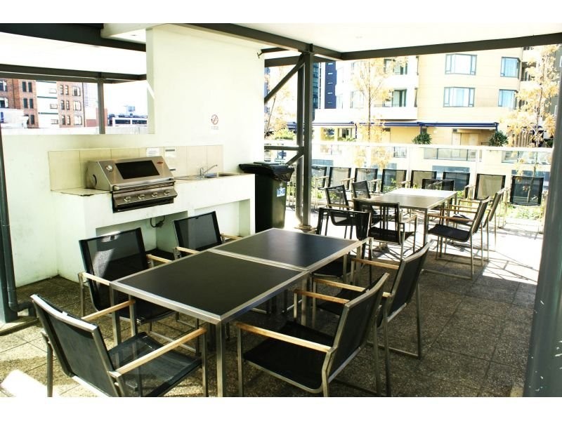 1632/22 Refinery Parade, New Farm QLD 4005