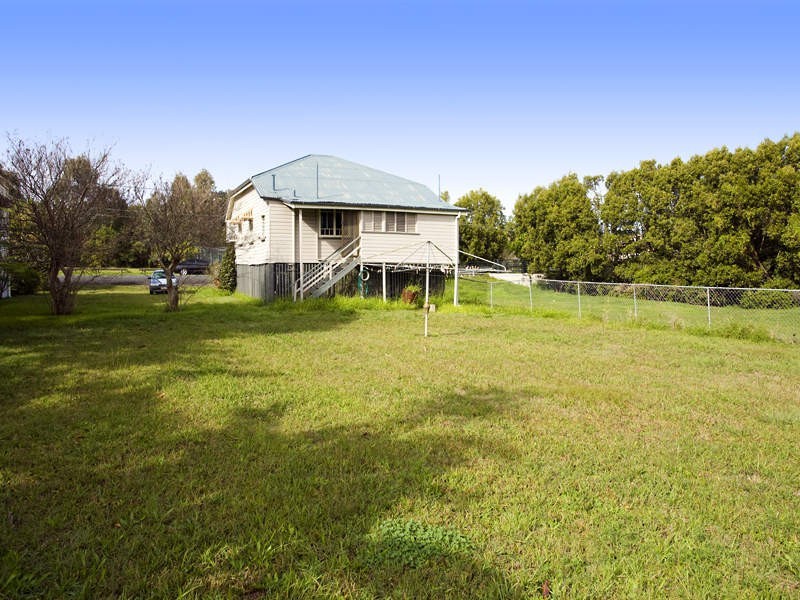 38 Temple Street, Coorparoo QLD 4151