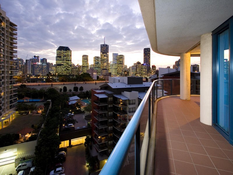 49/8 Goodwin Street, Kangaroo Point QLD 4169