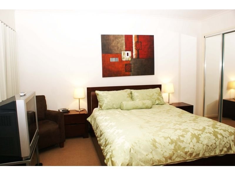 2 Berwick Street, Fortitude Valley QLD 4006