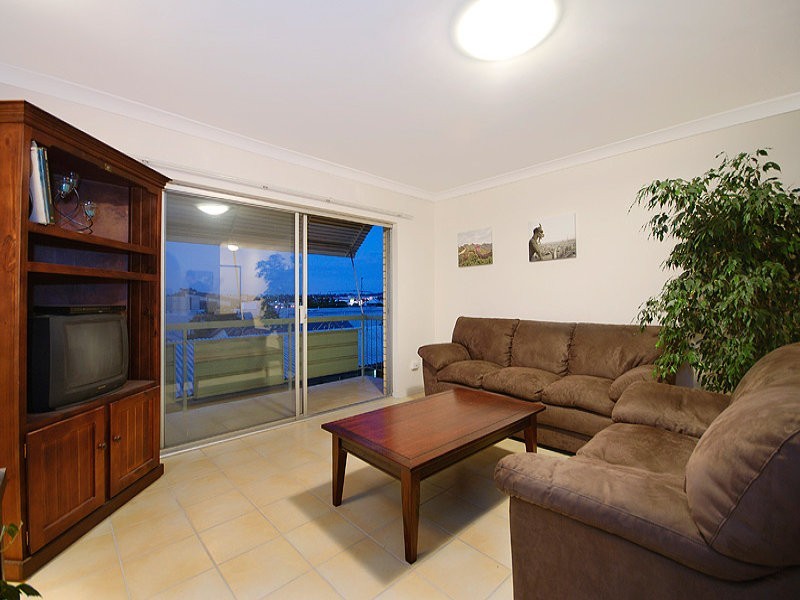 4/111 Kirkland Avenue, Coorparoo QLD 4151