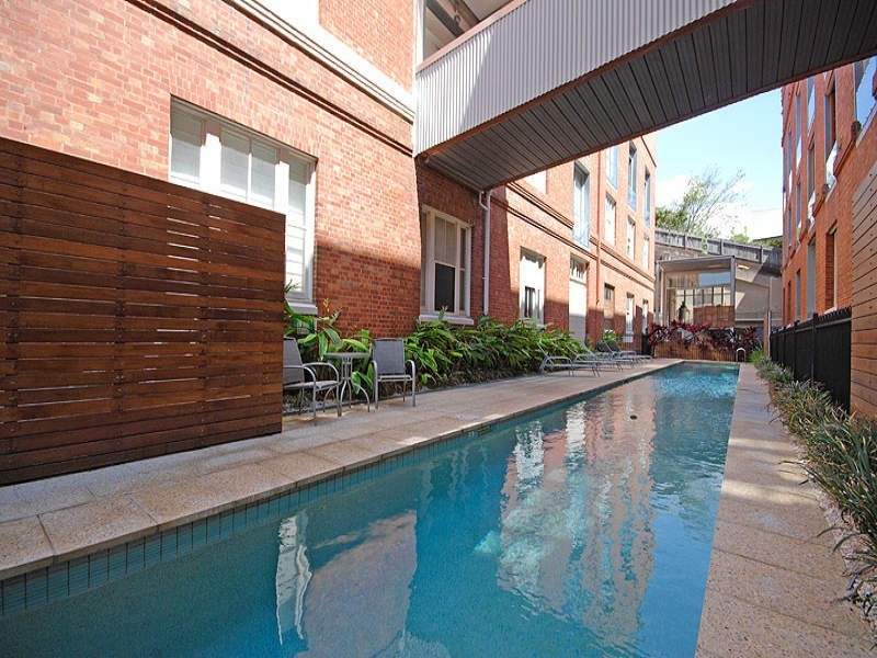 110/64 Macquarie Street, Newstead QLD 4006