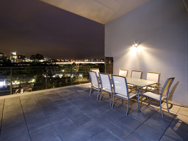 2406/182 Grey Street, South Bank QLD 4101