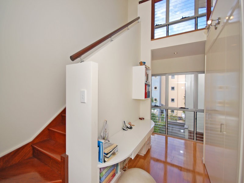 7/15 Halford Street, Newstead QLD 4006