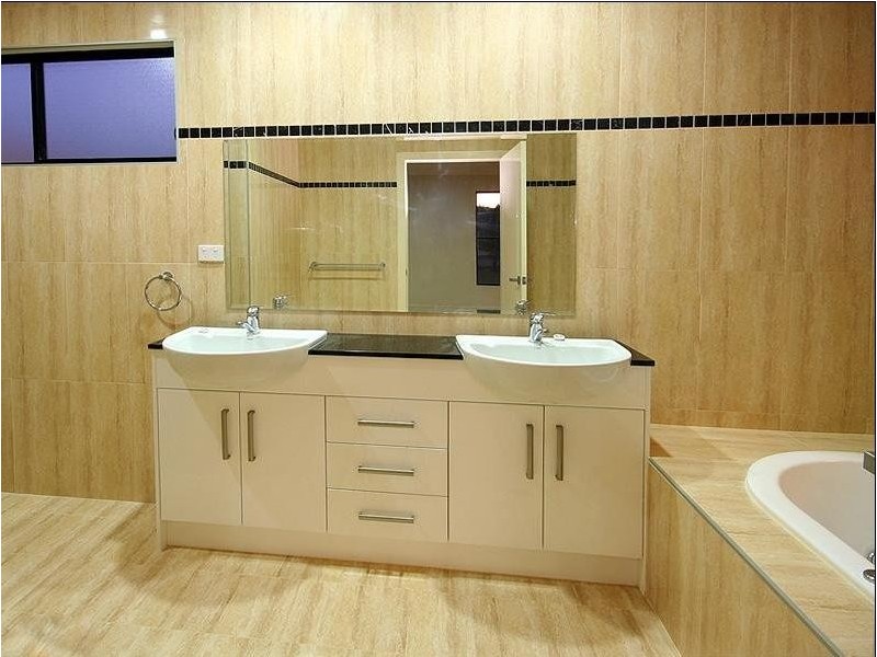 Seven Hills QLD 4170