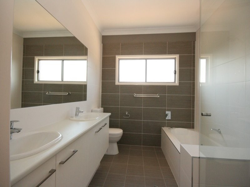 Seven Hills QLD 4170