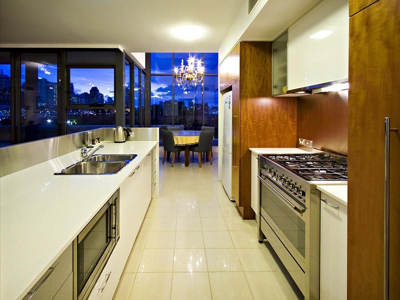 2407/182 Grey Street, South Bank QLD 4101