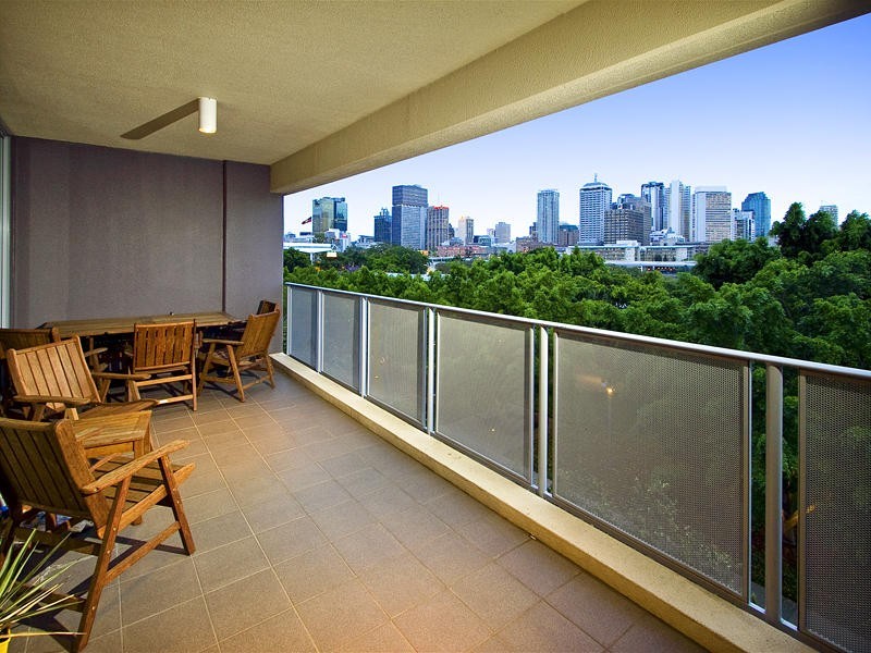 1303/174 Grey Street, South Bank QLD 4101