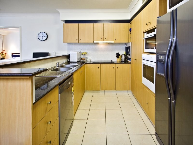 43/45 Deakin Street, Kangaroo Point QLD 4169